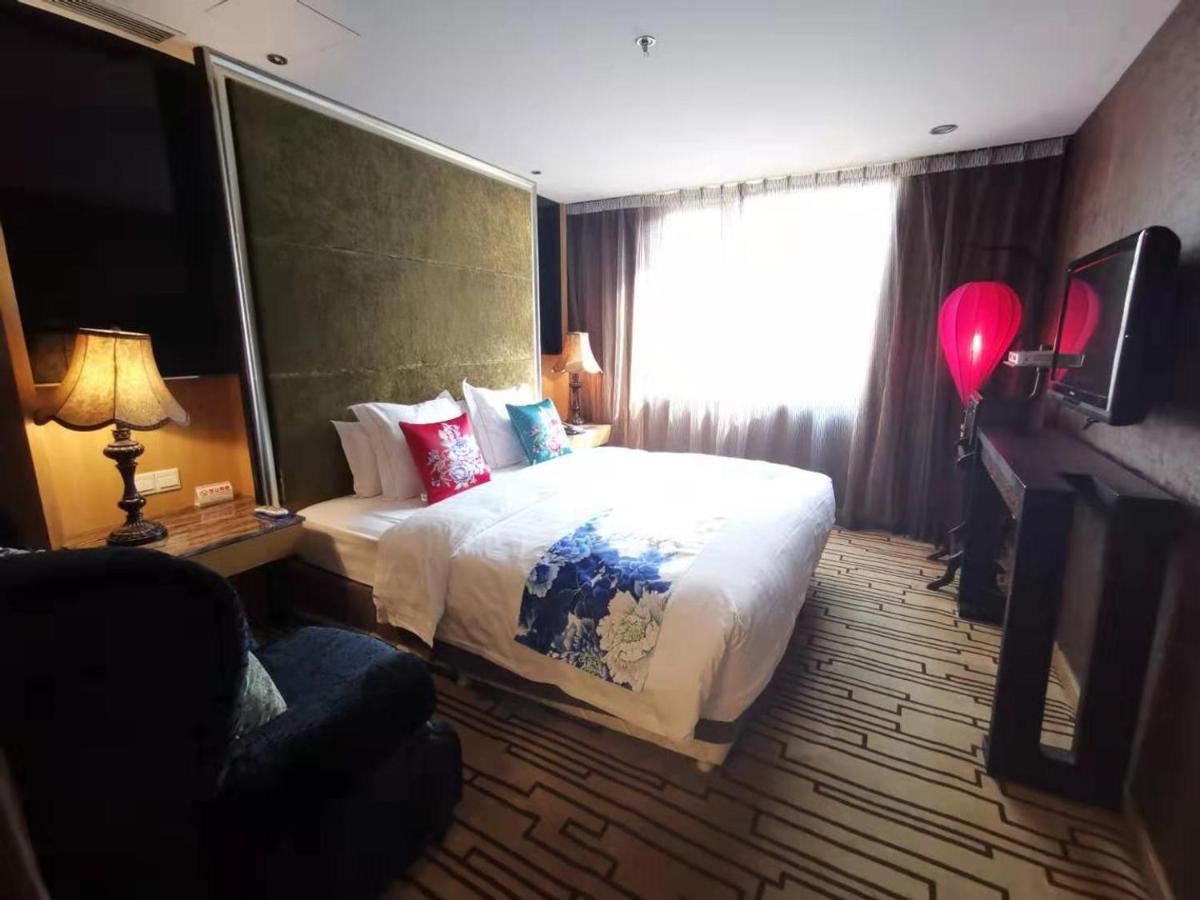Beijing Dongjiaominxiang Hotel 外观 照片